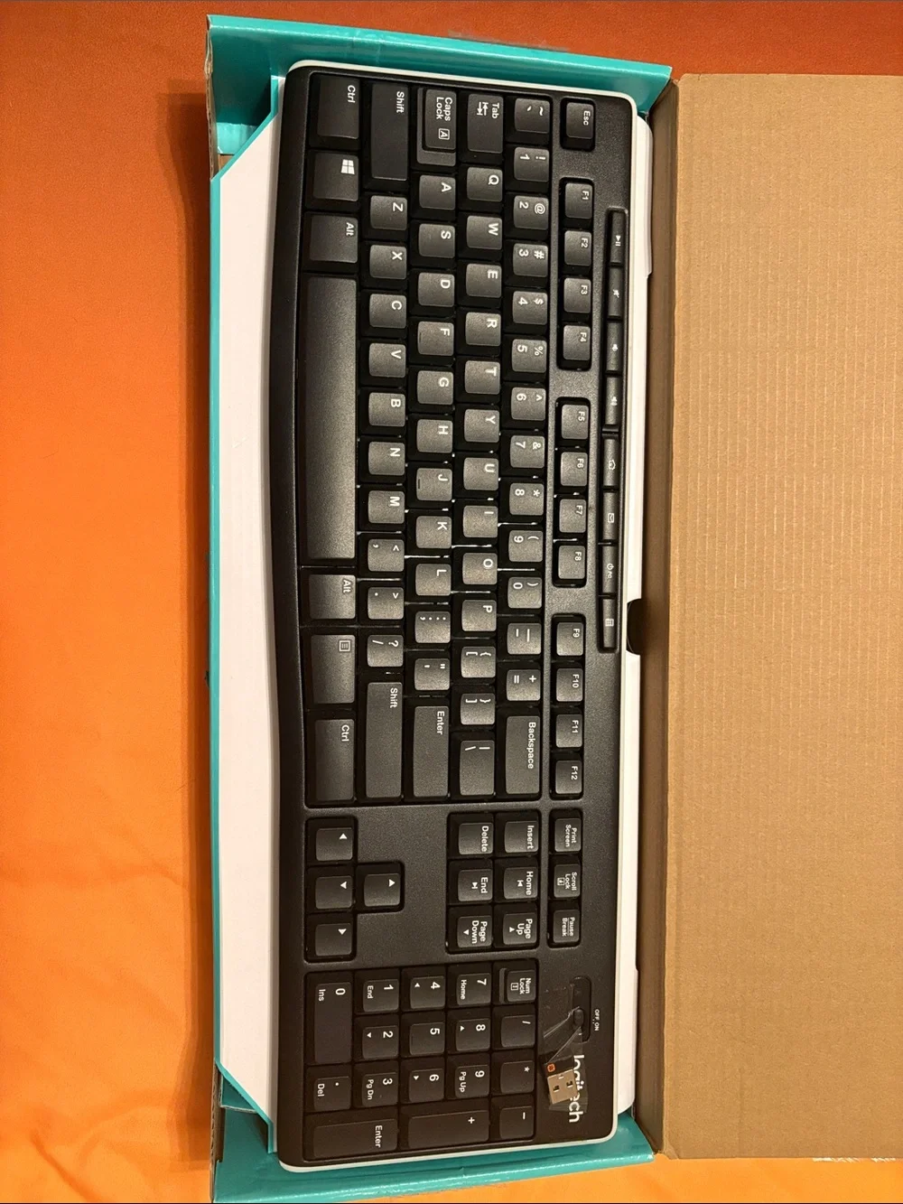 Logitech MK335 Wireless Keyboard no mouse — Black on Teal Box